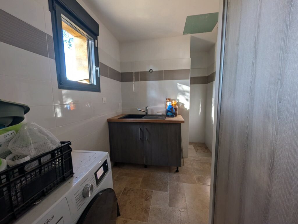 Buanderie maison en pierre Nérigean Sans Frais d'agence direct propriétaire
